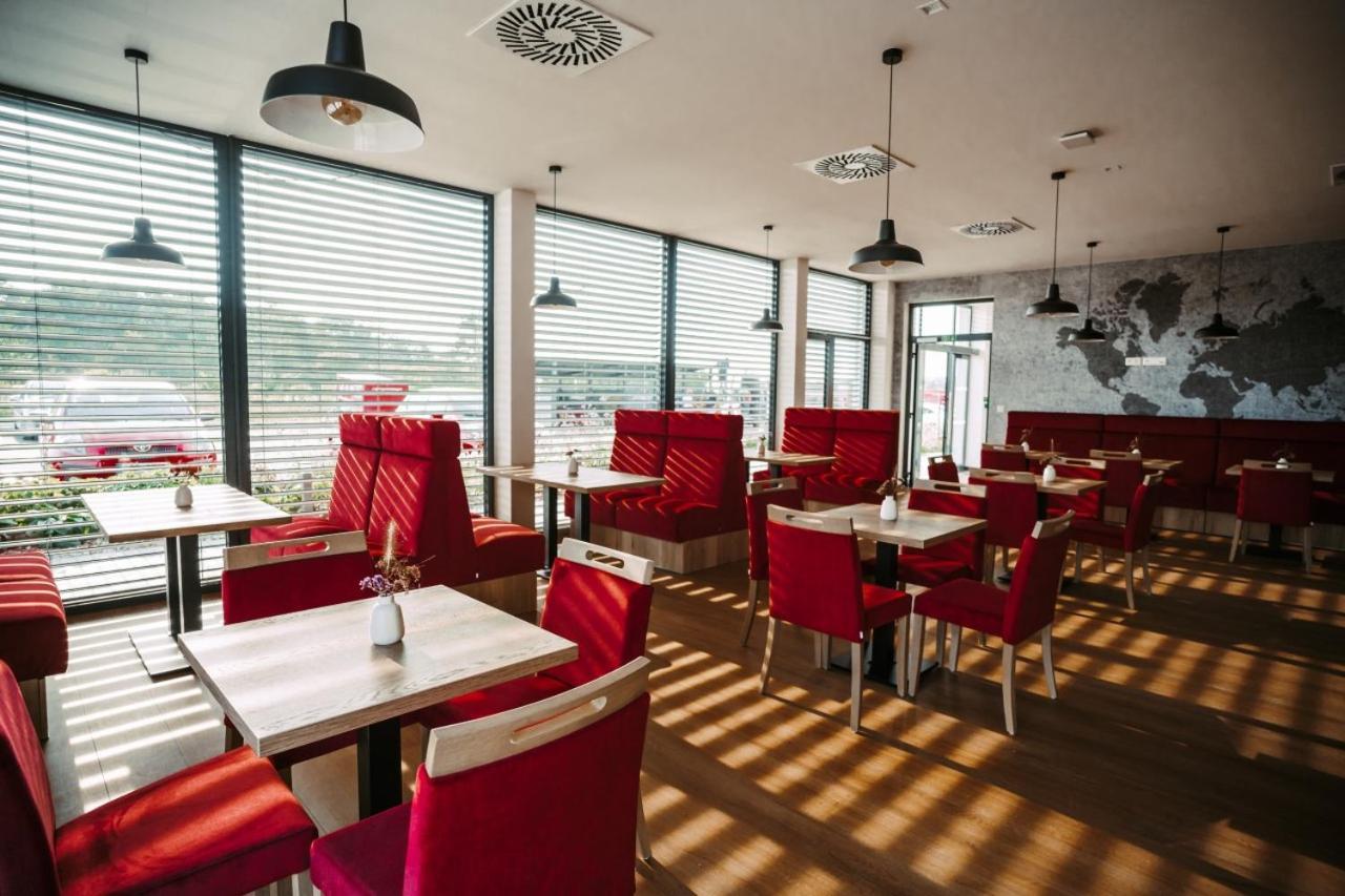 Pension Jasopa Pardubice Exterior photo
